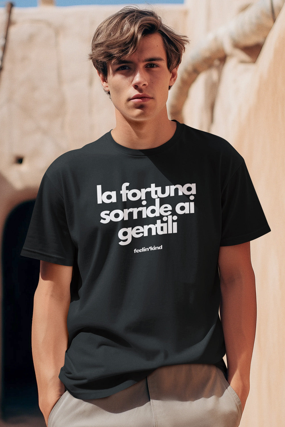 La Fortuna Sorride ai Gentili Tee – Fortune Favors the Kind